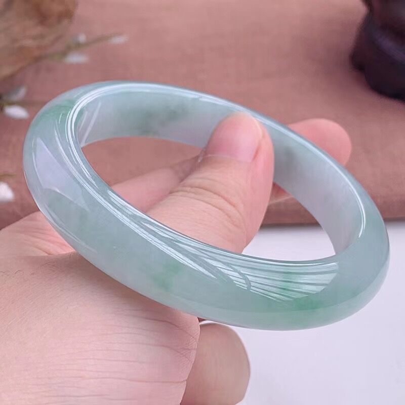 Myanmar , single-color - light - Bracelets review and price