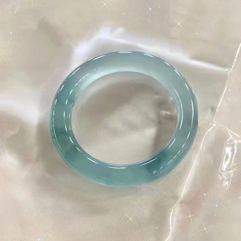 Natural high-quality ice with  - Bracelets review and price